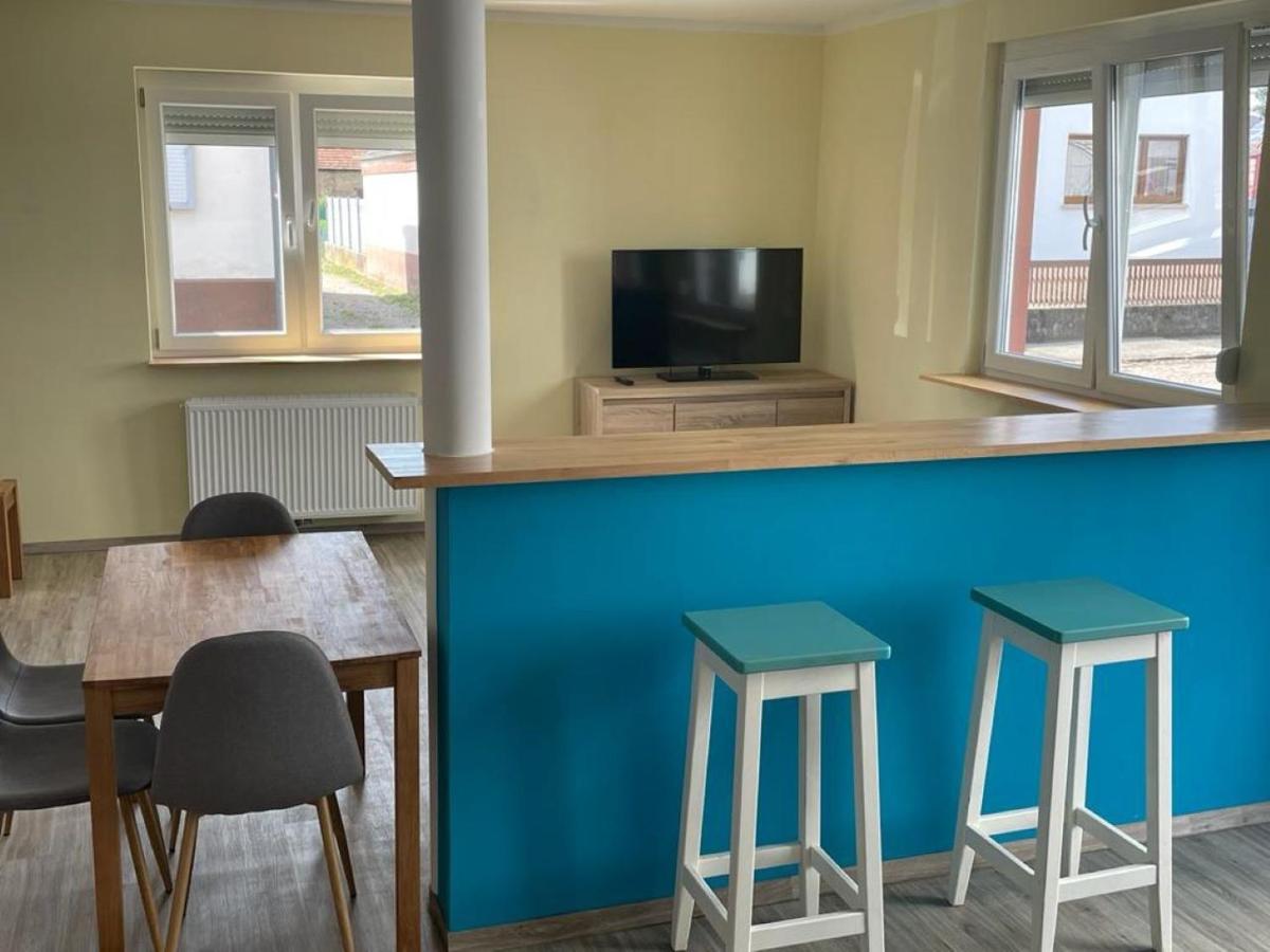 Apartamento Haus Gerda Neustadt an der Weinstraße Exterior foto